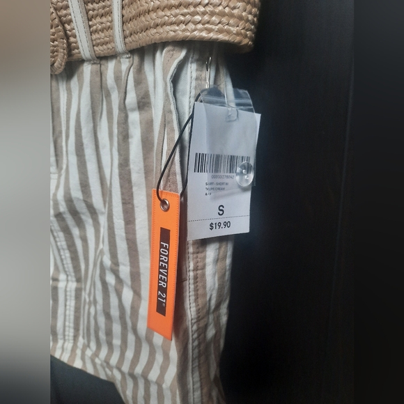 Forever 21 Belted Summer Mini Skirt - Picture 3 of 3